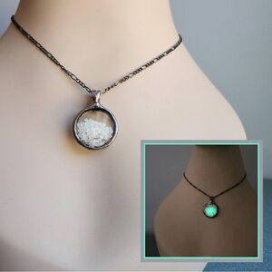 Elegant Silver Glow Necklace